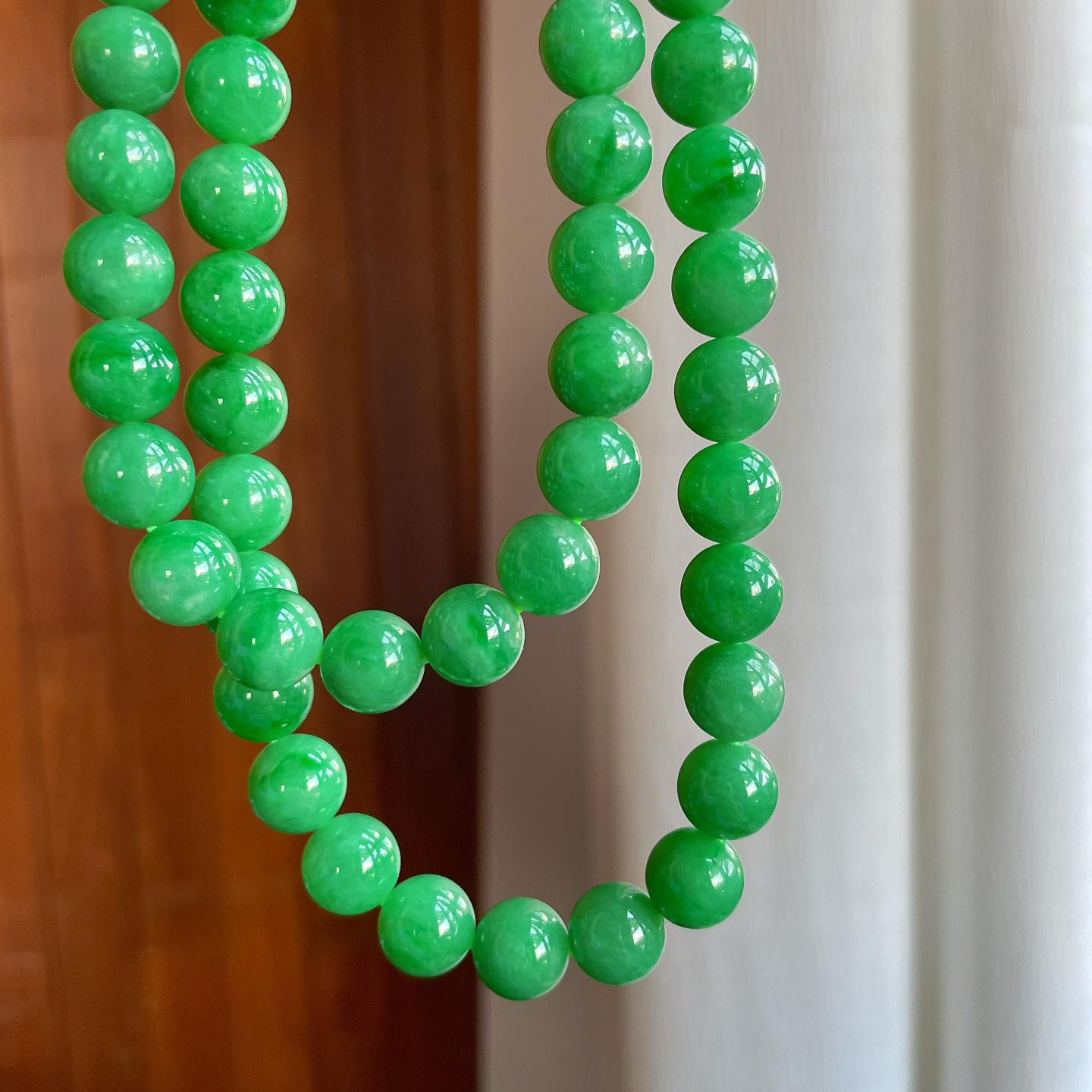 Chăm sóc jadeite: cách đeo, vệ sinh và bảo quản Phỉ Thuý