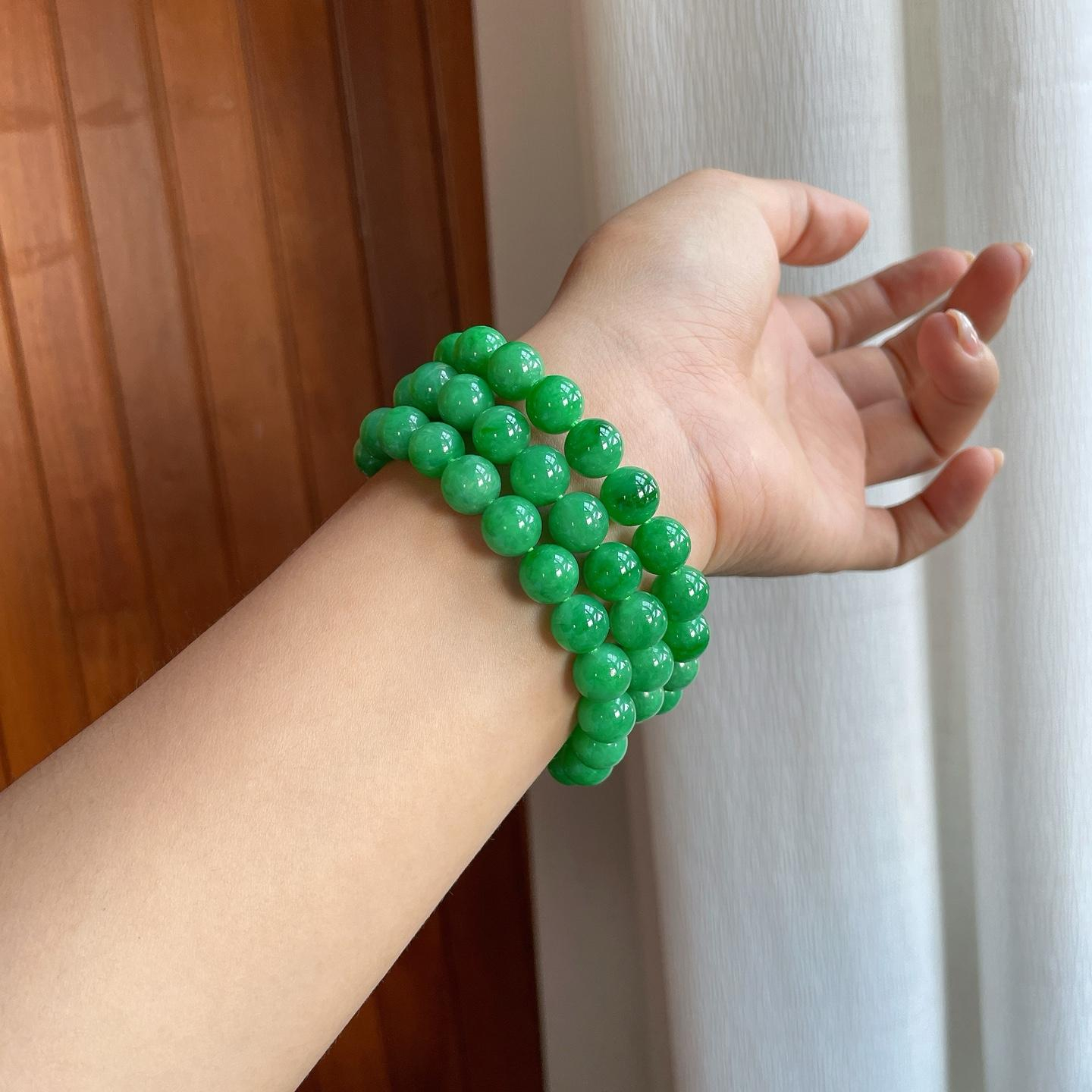 Vòng hạt jadeite cần kiểm tra dây xâu định kỳ