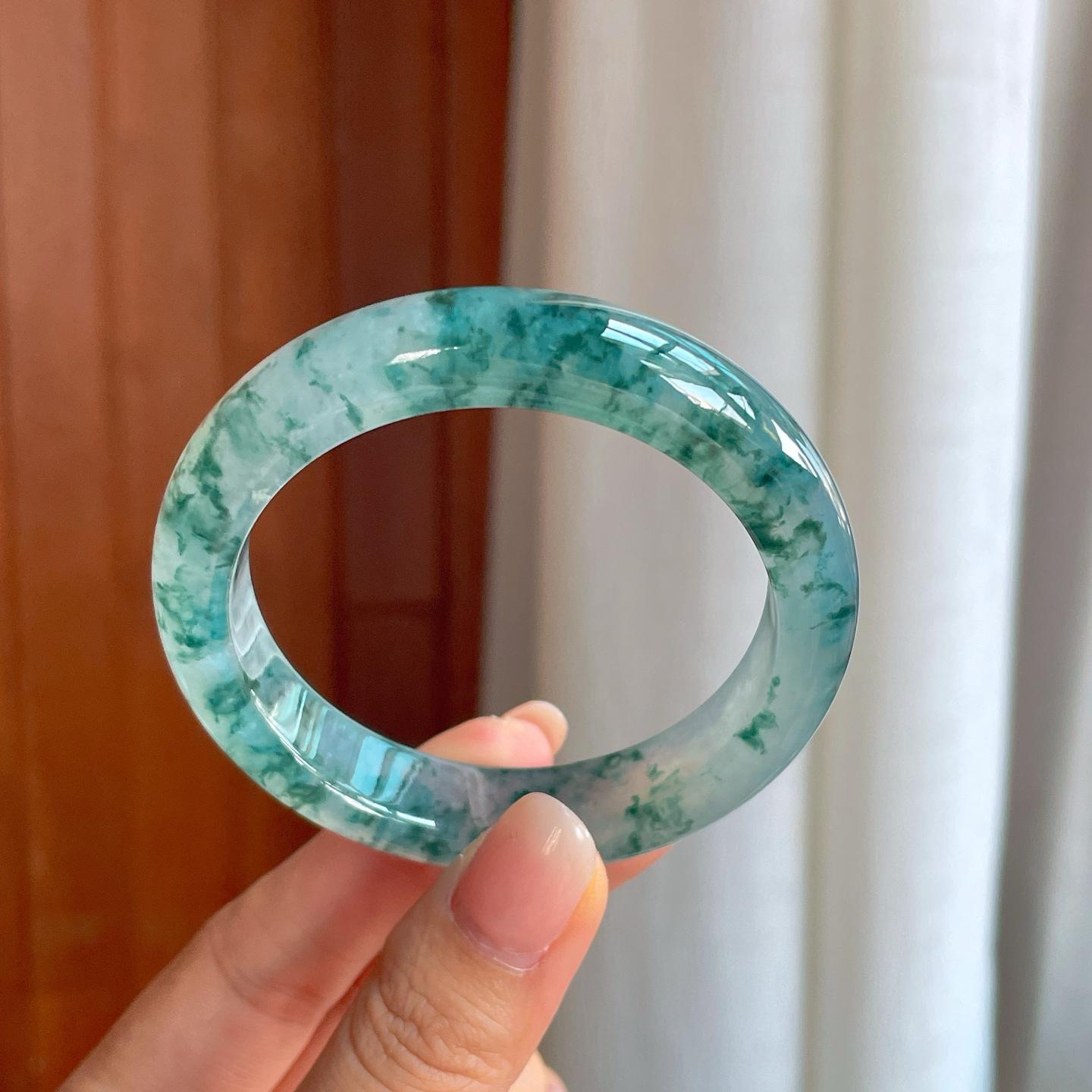 Cách Cách Phỉ Thúy jadeite