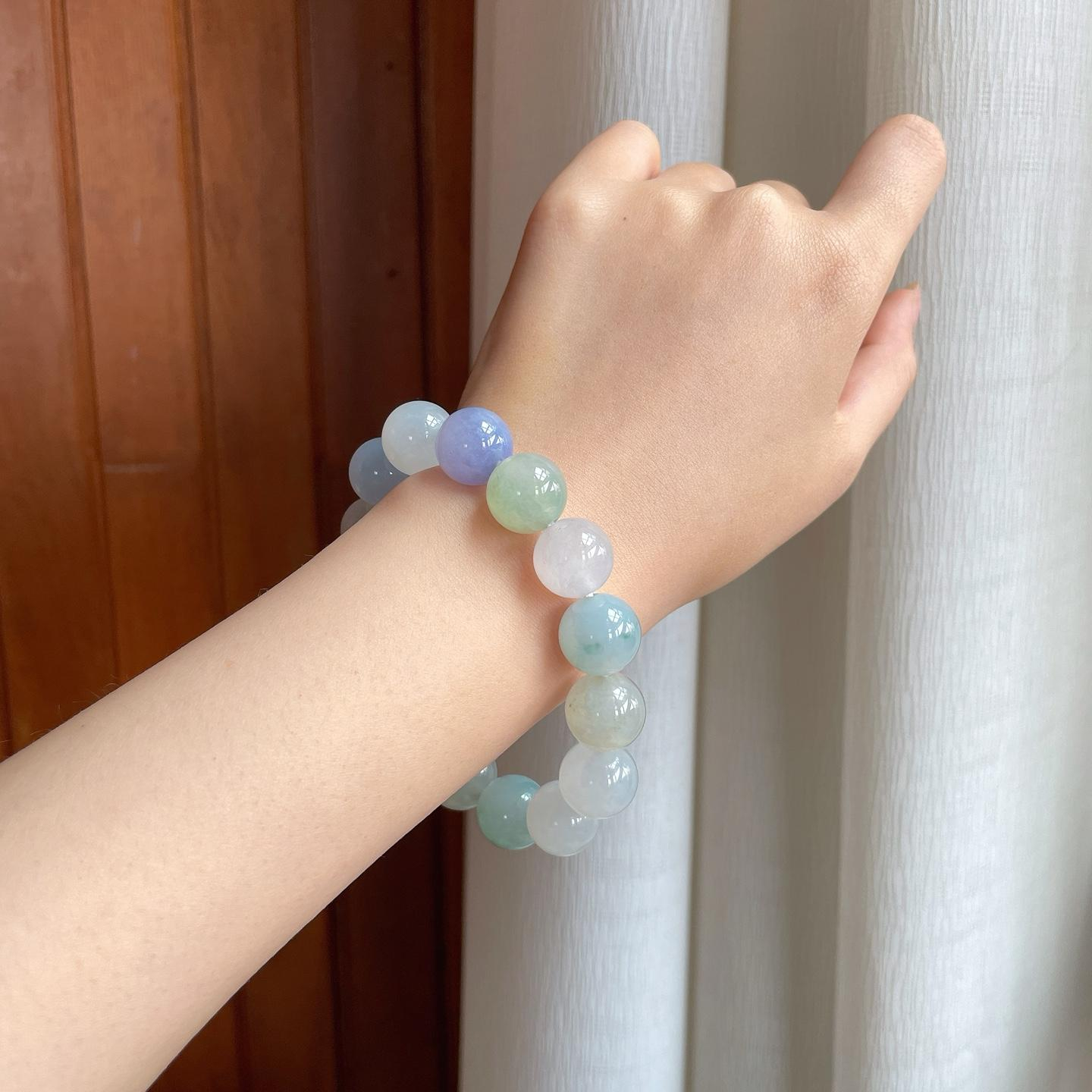 Vòng tay Phỉ Thuý cho người mệnh Thuỷ tại Cách Cách Phỉ Thuý