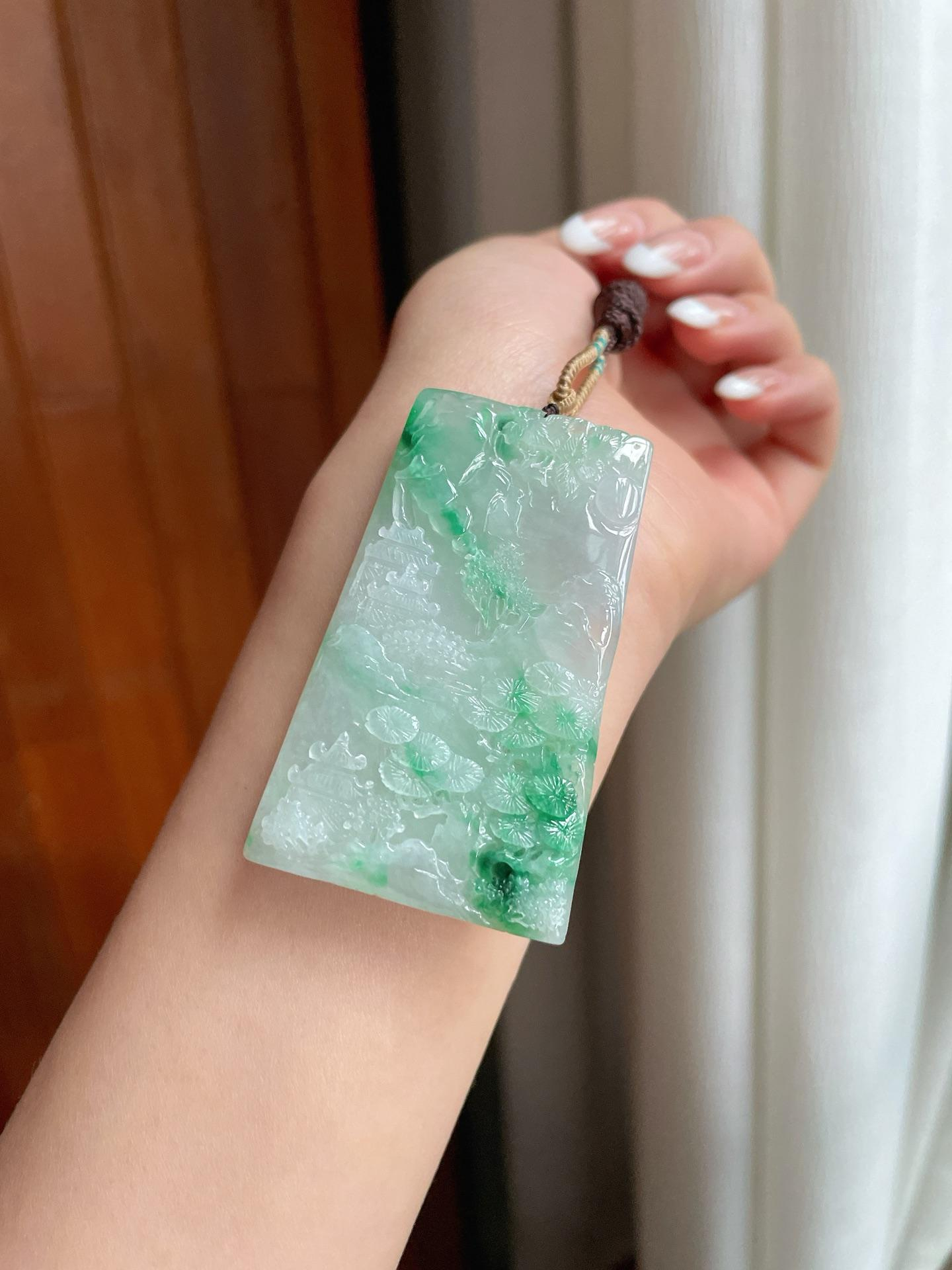 Tư vấn chọn Phỉ Thuý đầu tư thông minh tại Cách Cách Phỉ Thuý