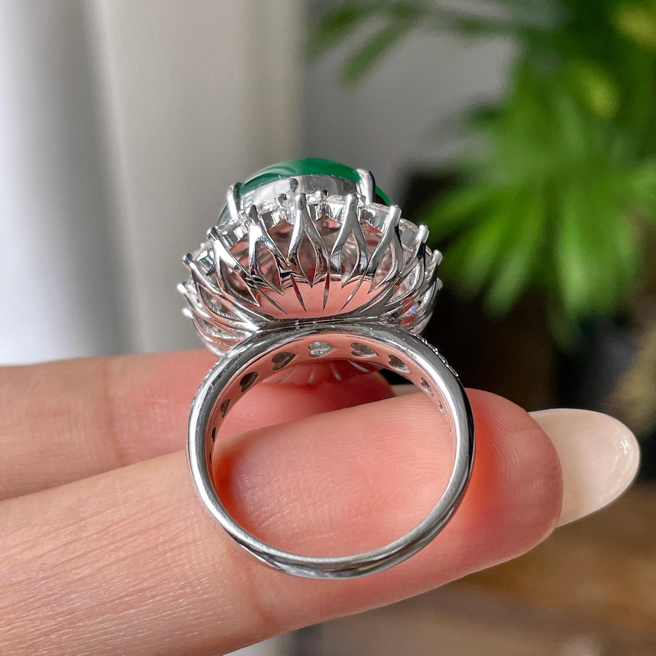 Ý nghĩa phong thuỷ của nhẫn Phỉ Thuý xanh lục