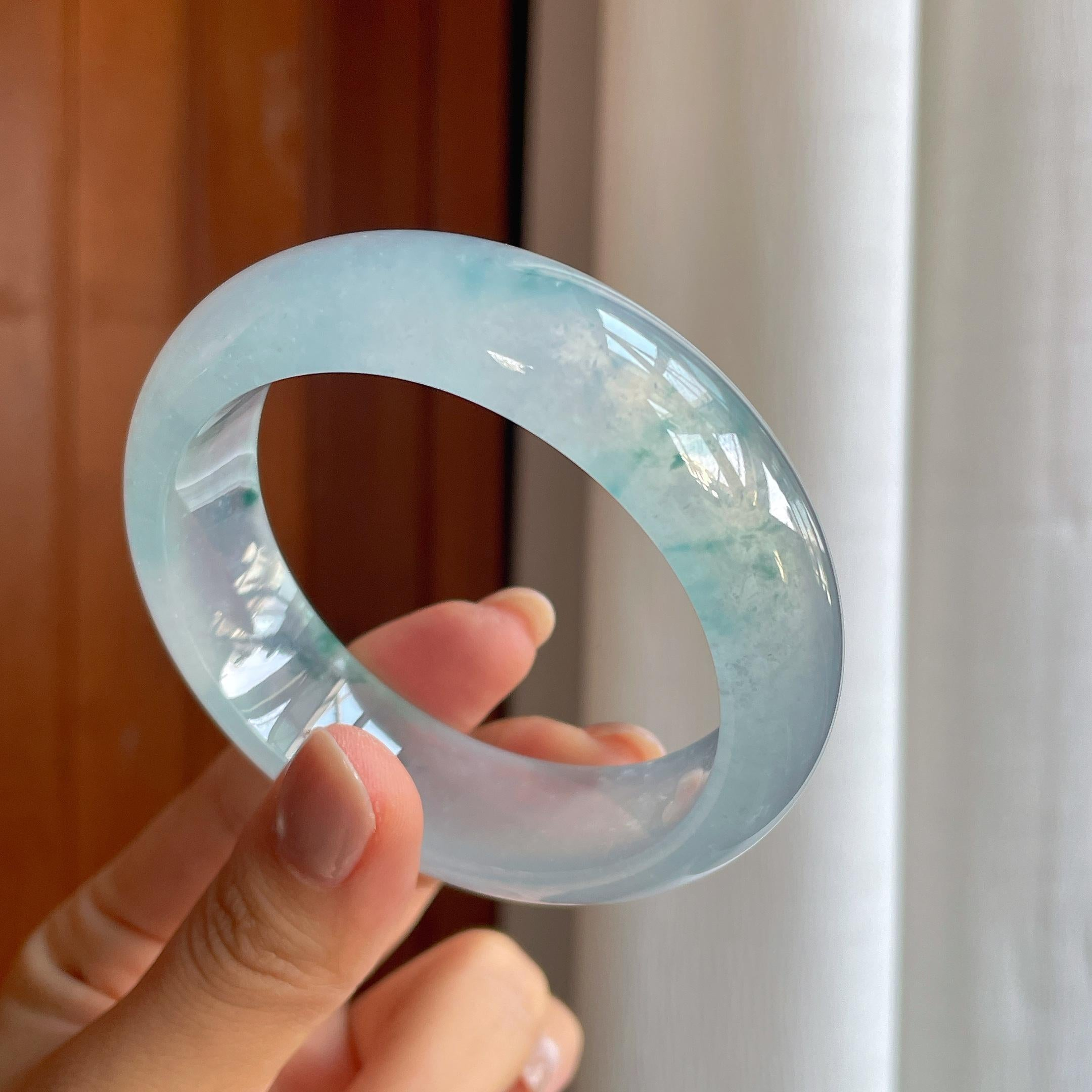 Vòng tay phỉ thúy Cách Cách Phỉ Thúy bản rộng băng kính phiêu lam hoa 57.5mm (yc402747)