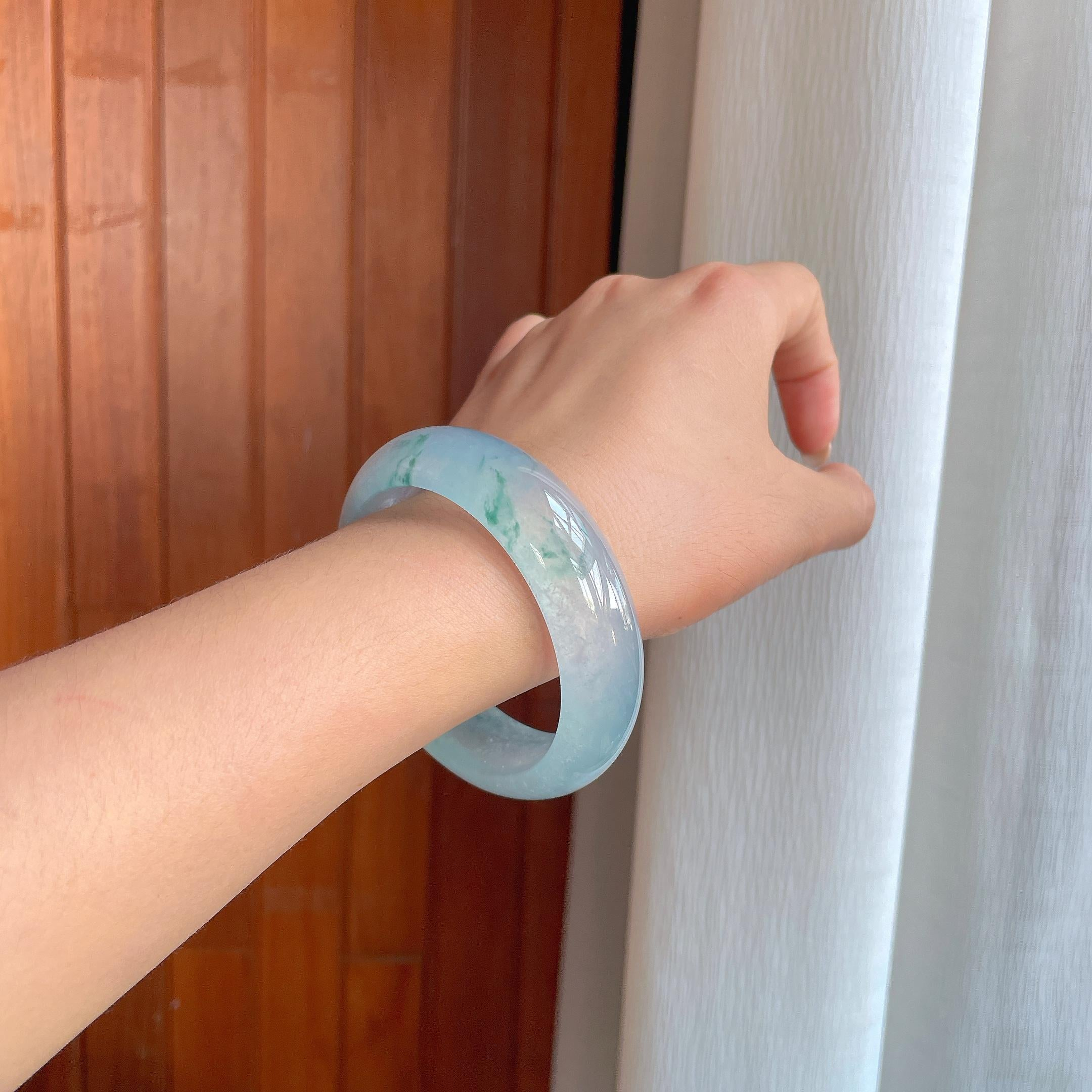 Vòng tay phỉ thúy Cách Cách Phỉ Thúy bản rộng băng kính phiêu lam hoa 57.5mm (yc402747)