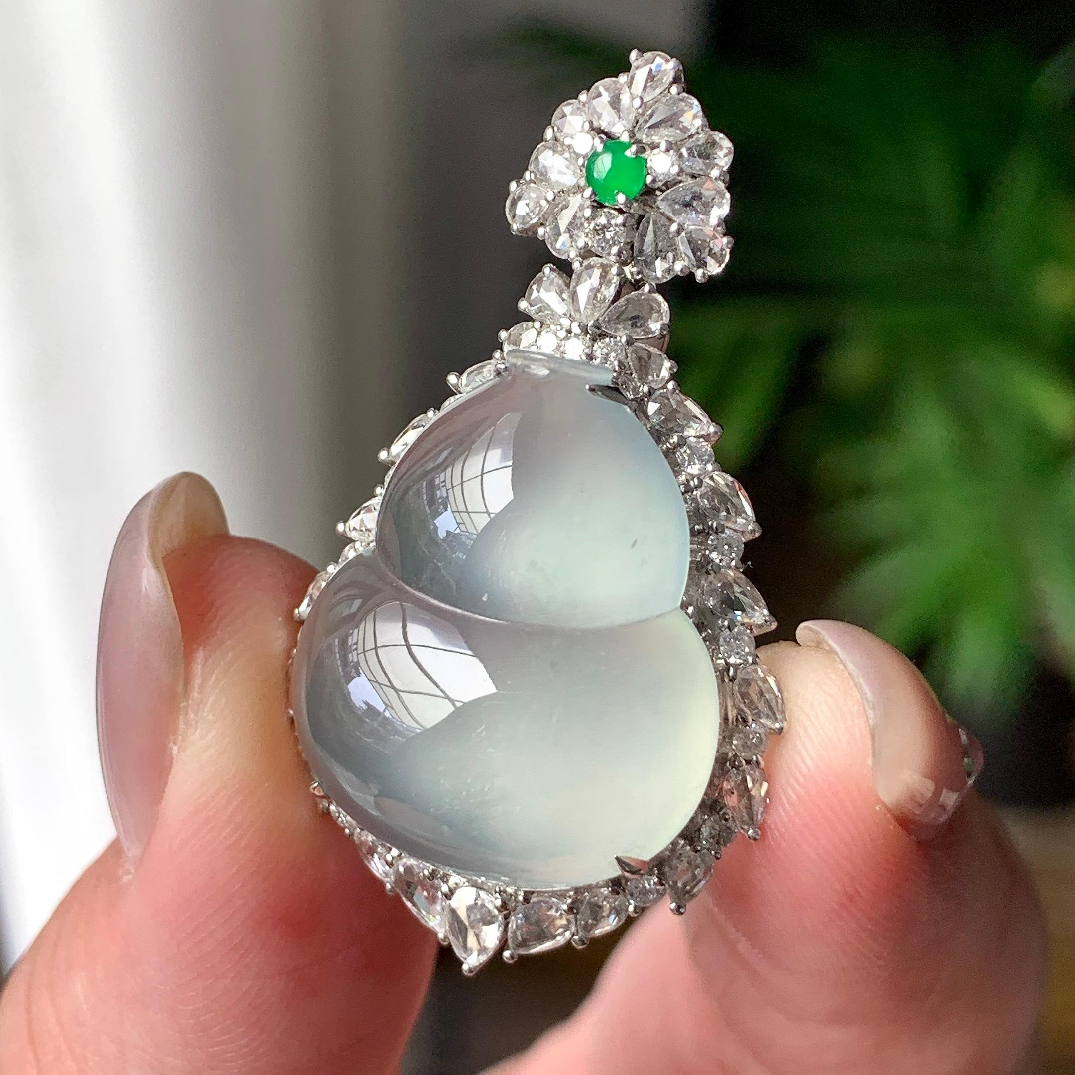 Mặt dây chuyền Hồ Lô Phỉ Thuý viền 18K Cách Cách Phỉ Thuý - ảnh 3